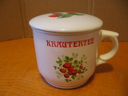 Herbal tea mug with strawberry lid and filter