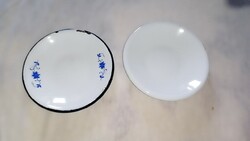 A pair of enameled floral dollhouse small plates from the 1950s 30.