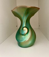 Art Deco Zsolnay váza csiga mintával eozin