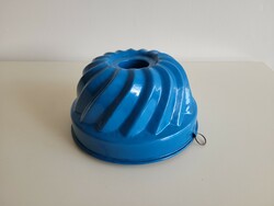 Vintage Blue Enamel Old Pastry Chef's Bundt Pan Enamel-Coated Iron Bundt Mold Pudding Mold