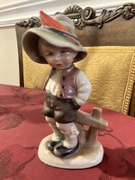 Bertram porcelain figure / boy in hat