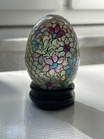 Gyönyörű gyűjtői réz és üveggel készült Kinai tojás fa tartóval.