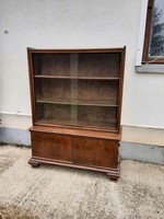 Nice and small display cabinet