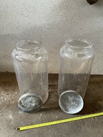 Storage jar with lid