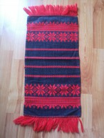 Hand-woven table runner, dimensions: 25.5 x 50 +12 cm