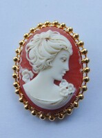 Vintage cameo brooch