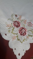 Beautiful tablecloth with floral embroidery (3447)