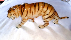 Nagy méretű porcelán tigris 28 cm.