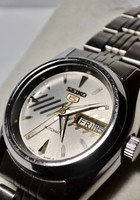 Retro-timeless seiko 4206-0332 automatic women's watch