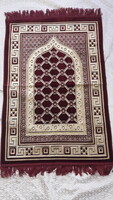 Burgundy oriental carpet (m3514)