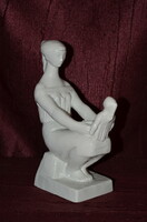 Kucs Béla: Babázó lány ( sérült )  ( DBZ 0031 )