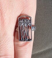 Art Nouveau floral silver ring