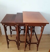 Thonet asztal / 3 db.