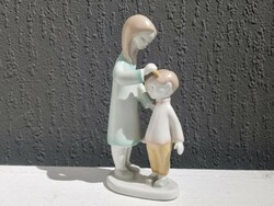 Ritka Aquincum porcelán szobor , Jó testvérek - Káldor Aurél -51124