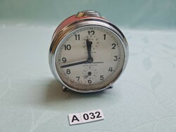 A032 red Louis Tatabánya watchmaker and jeweler alarm clock 10 cm