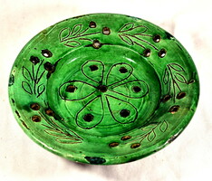 Folk ceramic fruit washing bowl