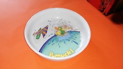 A rare pumukli-patterned story plate