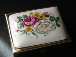 Virágos porcelán tetejű gyógyszeres szelence, doboz