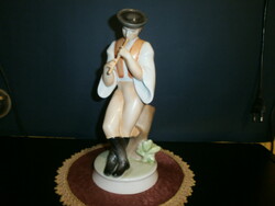 ZSOLNAY FURULYÁS FIGURA