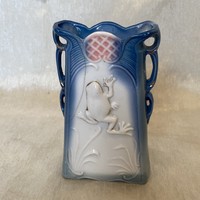 Antique porcelain frog vase