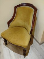 Neobarokk stílusban készült fotel, guruló lábakkal, XIX.szd vége.