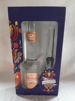 5037 - Whistling peach brandy with honey in a gift box