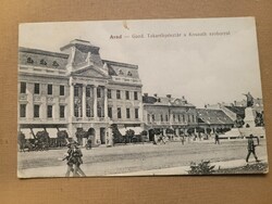 Arad Gazd. Takarékpénztár a Kossuth szoborral 1914