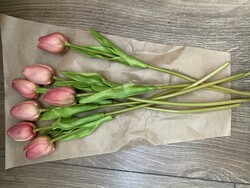 Élethű gumitulipán csokor - 7 szál - tavaszi, húsvéti