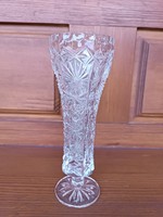 Richly polished base crystal vase