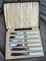 Antique, 6-person butter knife set, in original box, marked