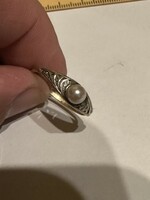 Régi ardeco aranygyűrű szép gyöngy diszitessel eladó!Ara:38000.-