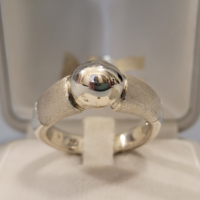 Ezüst női gyűrű 9,56g