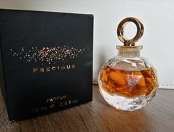 A rare scent, Oriflame precious perfume