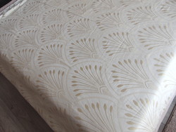 Thick brocade duvet cover with art deco pattern