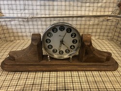 Danuvia clock, alarm clock in working condition, with alarm function.