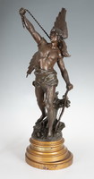 Louis Moreau "Sasra vadászó angyal" szobor (Chasseur d 'Aigles)