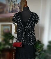 River island size 38 polka dot black blouse with romantic lace.