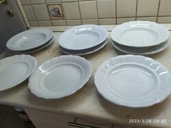 Zsolnay porcelán  indamintás étkészlet  eladó!6 db lapos tányér,2 db mély tányér pótlásra