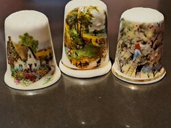 Angol porcelán gyűszű vintage falusi jelenetekkel