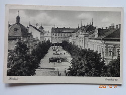 Régi képeslap:  Miskolc, Erzsébet-tér (1941)
