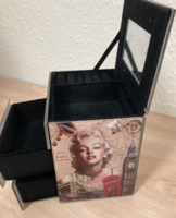 Jewelry box Marilyn Monroe glass box, holder for small things