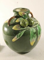 Antique majolica vase 810