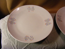 2 db zsolnay Török János tervezte tányér 20 cm