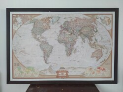 Nagy méretű világtérkép