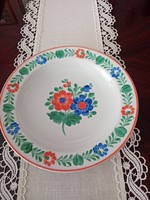 Népművészeti  virágos  porcelán fali tányér - leveses tányér  - piros - kék - zöld