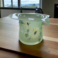Különleges cilinder alakú zöld üveg festett váza, kaspó