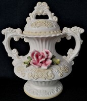 Dt/167 – capodimonte urn vase with 2 handles and lid