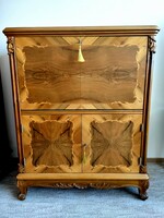 Warrings - large chest of drawers in neo-baroque style