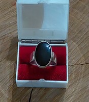 Very nice large oval onyx stone silver ring