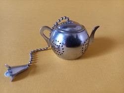 Teáskanna alakú teatojás, teafilter